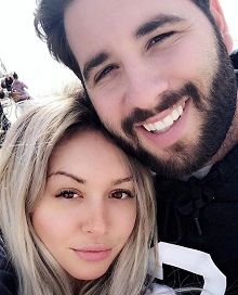 Corinne Olympios Wiki, Height, Age, Net worth, Weight, Biography, Family & Facts 7 Corinne Olympios Boyfriend Jon Yunger