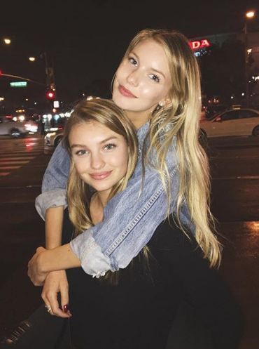Katelyn Byrd Wiki, Bio (Alex Pall's Girlfriend), Net Worth, Age, Boyfriend, Affairs, Family, Siblings, Height and Weight 9 Katelyn Byrd Latest Photos with Boyfriend Alex Pall and friends