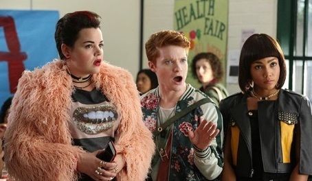Melanie Field Wiki, Bio, Age, Net worth, Boyfriend, Height, Weight, Birthday, Husband (Heathers TV Show) Education 5 Melanie Field Photos & Images with Star Cast of Heathers (2018)
