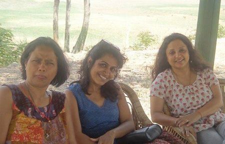 Sutapa Sikdar Wiki, Bio (Irrfan Khan's Wife) Age, Net worth, Husband, Kids, Family, Movies, Height and Weight 4 Sutapa Sikdar Wiki, Biography (Wife of Irrfan Khan), Age, Net worth, Husband, Boyfriend, Kids, Family, Movies
