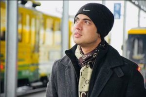 Iqrar Ul Hassan Wiki, Age, Bio, Wife, Kids, Journalist, Second Marriage, Net worth, Family & Photos 3 Iqrar Ul Hassan Wiki, Age, Biography, Two Wife, Kids, Son, Net worth, Journalist, Second Marriage, Height, Weight