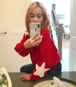 Lil Tay (Rap Girl) Height, Age, Boyfriend, Net worth, Biography, Family 4 Love-Hate Relationships of Lil Tay