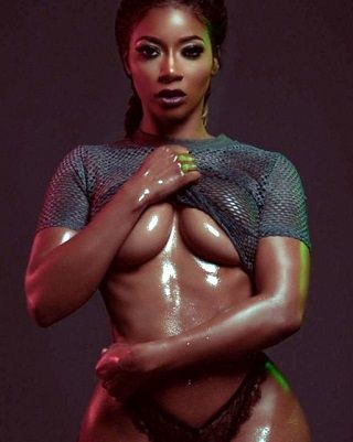 Tommie Lee Wiki, Bio, Age, Net worth, Boyfriend, Height, Weight, Hot Photos, Husband, Kids & Body Measurements 4 Tommie Lee Hot Sexy Beautiful Photos
