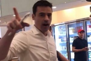 Aaron Schlossberg Wiki, Age, Bio, Net worth, Wife, Height, Weight, Ethnicity, Kids & Facts 2 Aaron Schlossberg Wiki