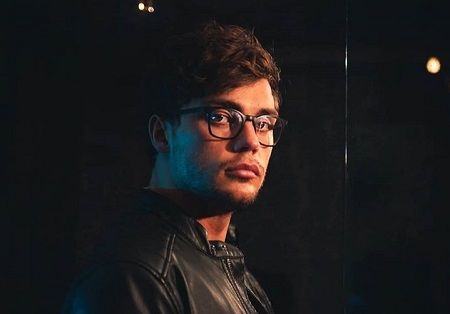 Byron Langley Wiki, Age, Bio, Height, Weight, Girlfriend, Net worth, Ethnicity & Facts 3 Byron Langley Wiki, Age, Bio, Height, Weight, Girlfriend, Net worth, Ethnicity