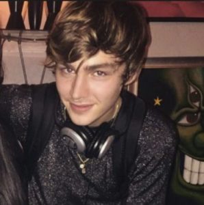 Miles Heizer Age, Bio, Height, Wiki, Girlfriend, Net worth, Weight, Ethnicity & Facts 6 Miles Heizer’s Wealth, Net worth, Lifestyle and Salary