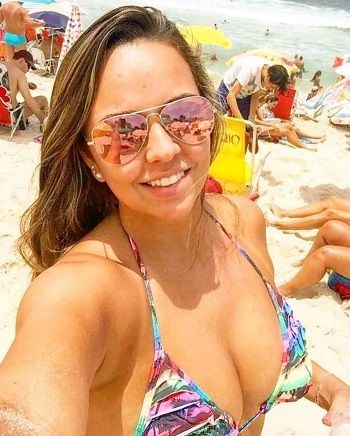 Priscilla Coelho Wiki (Ronaldinho's Wife) Bio, Age, Height, Weight, Net worth, Ethnicity & Facts 3 Priscilla Coelho Hot Photos and Pictures