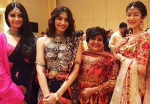 Veena Nagda Wiki (Sonam Kapoor Mehendi) Biography, Age and Profile