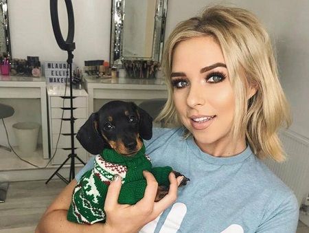 Gabby Allen Wiki, Age, Bio, Height, Weight, Boyfriend, Net worth, Ethnicity & Facts 4 Who is Gabby Allen Quick facts about Gabrielle Allen