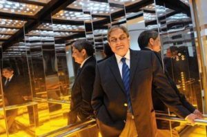 Aditya Puri Wiki, Wife, Age, Bio, Net worth, Family, Caste, Kids, Height, Weight & Facts 3 Aditya Puri Wikipedia, Age, Parents, Siblings & Biography