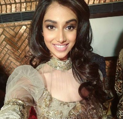 Meenakshi Chaudhary Wiki, Age, Height, Weight, Bio, Family, Boyfriend