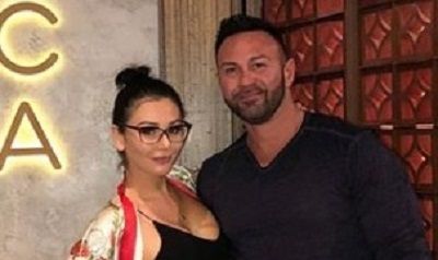 Roger Mathews Wiki (JWoww's Husband) Bio, Age, Net worth, Height, Weight & Family 4 Roger Mathews Wiki (JWoww's Husband) Biography, Age, Height, Weight, Ethnicity, Kids & Facts