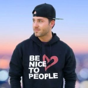 Joshua David Evans Wiki, Wife, Age, Biography, Net worth, Height, Weight, Family & Facts 3 Who is Collen Ballinger Husband Facts about Joshua David Evans