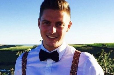 Dr. Alex George Wiki, Height, Weight, Age, Net worth, Bio, Girlfriend & Family 4 Dr Alex George Wiki, Biography, Age, Net worth, Height, Weight, girlfriend & Facts