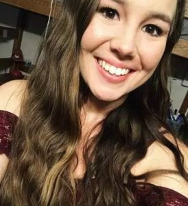 Photo Mollie Tibbets with Family