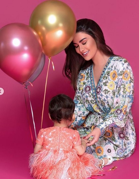 Rawan Bin Hussain Wiki, Height, Weight, Age, Bio, Net worth, Family & Facts 14 Rawan Bin Hussain celebrating her 24th birthday with her daughter Luna