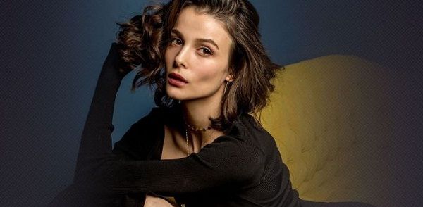 Büşra Develi Height, Weight, Age, Boyfriend, Biography