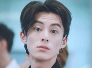 Dylan Wang Height, Age, Weight, Girlfriend, Bio, Net worth, Family Fact