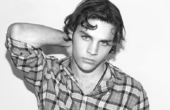 James Lastovic Height, Age, Weight, Wiki, Girlfriend, Net worth, Biography & Facts
