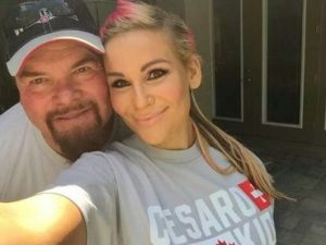 Elizabeth Hart Wiki, Age (Jim Neidhart’s Wife) Biography, Net worth, Family & Profile 5 Jim Neidhart with daughter Natalie