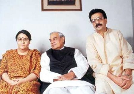 Ranjan Bhattacharya Wiki, Age, Wife, Kids, Biography, Net worth, Family & Profile 4 Namita Bhattacharya Husband Ranjan Bhattacharya