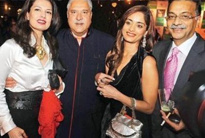 Ranjan Bhattacharya Wiki, Age, Wife, Kids, Biography, Net worth, Family & Profile 5 Ranjan Bhattacharya Girlfriend Pinky lalwani
