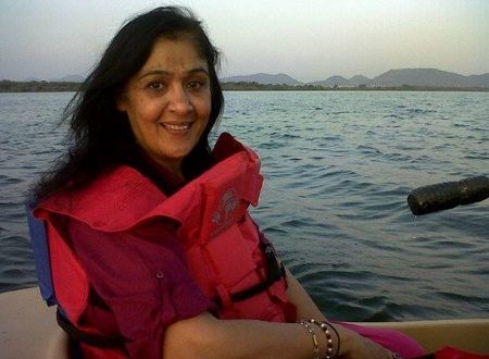 Sujata Kumar Wiki (Actress) Age, Husband, Net worth, Biography, Family & Profile 11 Sujata Kumar Age Husband Children