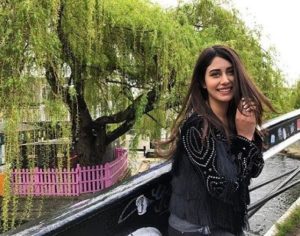 Warina Hussain Wiki, Height, Age, Weight, Boyfriend, Net worth, Bio, Family & Facts 5 Warina Hussain Lifestyle