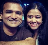Anita Date Wiki (Actress) Age, Husband, Family, Biography & Facts 6 Anita Date Husband Chinmay Kelkar