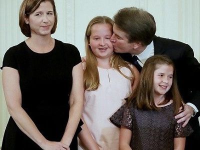 Ashley Estes Kavanaugh Age, Husband, Family, Biography & Kids 4 Ashley Estes Kavanaugh with her husband and daughters