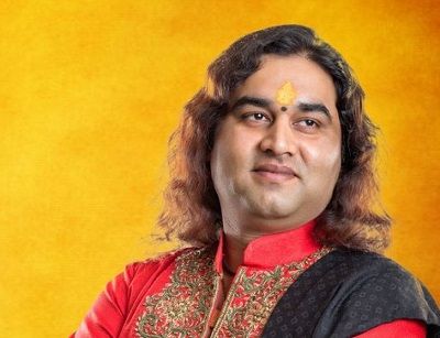 Devkinandan Thakur Wiki, Age, Wife, Biography, Family & Net worth 4 Devkinandan Thakur Ji