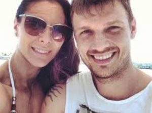 Lauren Kitt Carter Wiki (Nick Carter's Wife) Age, Height, Family & Bio 4 Lauren with husband Nick