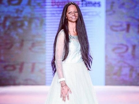 Laxmi Agarwal Biography, Age, Husband, Family, Acid Attack & Story 7 Laxmi Agarwal Biography