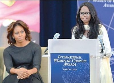 Laxmi Agarwal Biography, Age, Husband, Family, Acid Attack & Story 3 Laxmi Agarwal with Michelle Obama International Women of Courage Award 2014