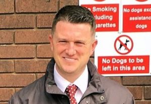 Tommy Robinson Age, Wife, Net worth, Height, Biography, Family & More 6 Tommy Robinson Lifestyle