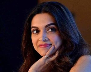 11+ Deepika Padukone Ki Age Kitni Hai