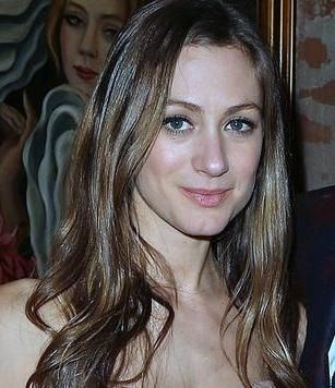 Hannah Bagshawe Wiki, Height, Age, Husband, Biography, Family Facts 5 Hannah Bagshawe age, height, and weight