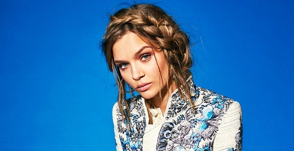 Josephine Skriver