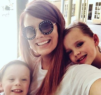 Kathryn Dennis Wiki, Height, Age, Husband, Family, Biography & More 4 Kathryn Dennis with her daughter and son
