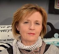 Molly Burke Height, Age, Boyfriend, Family, Biography, Affair & More 3 Molly Burke Mother Niamh Burke