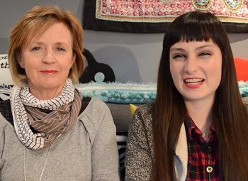 Molly Burke Height, Age, Boyfriend, Family, Biography, Affair & More 9 Molly Burke with Mom Niamh