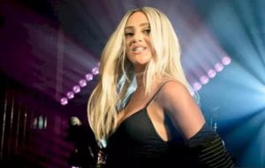 Nadine Samuels Wiki, Age, Height, Boyfriend, Biography, Family, More 4 Nadine Samuels Wiki & Bio
