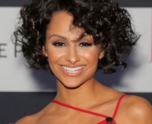 Nazanin Mandi Wiki, Height, Age, Husband, Family, Biography & More 4 Nazanin Mandi Wiki & Bio