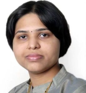 Trupti Desai (Activist) Age, Husband, Family, Biography, Height & More 7 Trupti Desai Height, Family, Caste & Weight