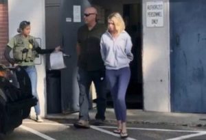 Ashley Bemis Wiki, Age, Husband, Family, Biography, Case & More 2 Ashley Bemis with the Police