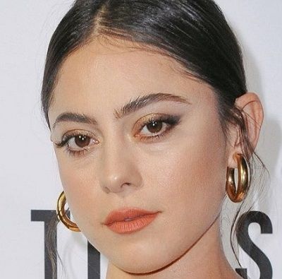 Rosa Salazar Height, Age, Husband, Biography, Family, Affairs & More 2 Rosa Salazar Parenthood TV series famed star
