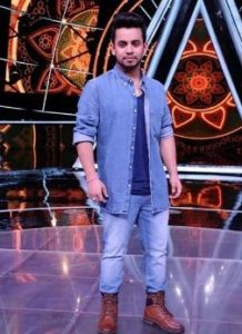 Vibhor Parashar Wiki, Age, Girlfriend, Biography, Height, Family & More 2 Vibhor Parashar Indian Singing Sensation