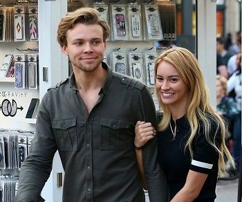 Bryana Holly Wiki, Age, Height, Boyfriend, Biography, Family & More 12 Bryana Holly & Ashton Irwin