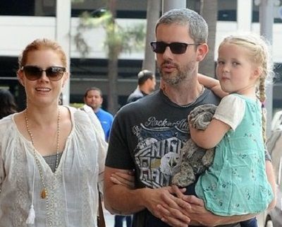 Darren Le Gallo Wiki (Amy Adams' Husband) Age, Children, Family, Biography & More 2 Darren Le Gallo with his wife Amy Adams and daughter Aviana Olea Le Gallo