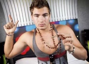 Dorian Rossini Age, Height, Girlfriend, Biography, Family & Net worth 2 Dorian Rossini French Musical Artist & Internet Sensation